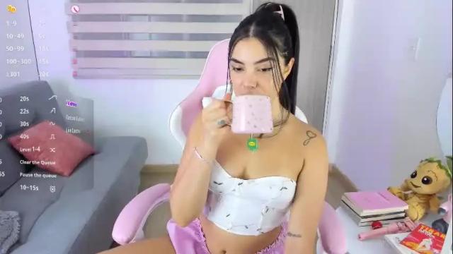 Image 2 of mager_of Stream on Chaturbate on 4 months ago