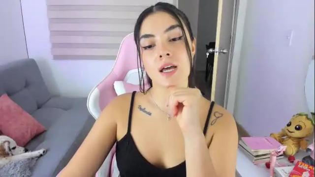 Image 12 of mager_of Stream on Chaturbate on 3 months ago