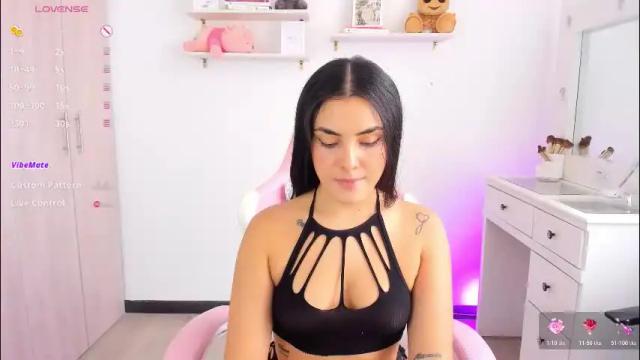 Image 3 of mager_of Stream on Chaturbate on 15 days ago