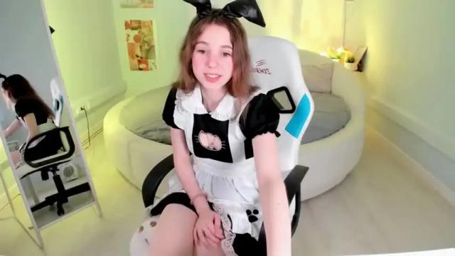 Image 10 of maggie_coy Stream on Chaturbate on 13 months ago