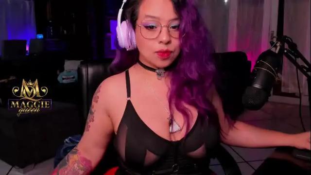 Image 3 of maggie_queen Stream on Chaturbate on 3 days ago
