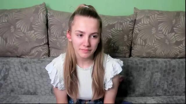 Image 8 of maggiecake Stream on Chaturbate on 12 months ago