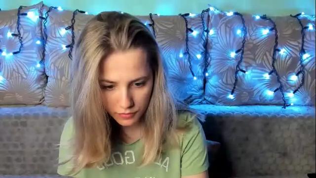 Image 2 of maggiecake Stream on Chaturbate on 1 month ago