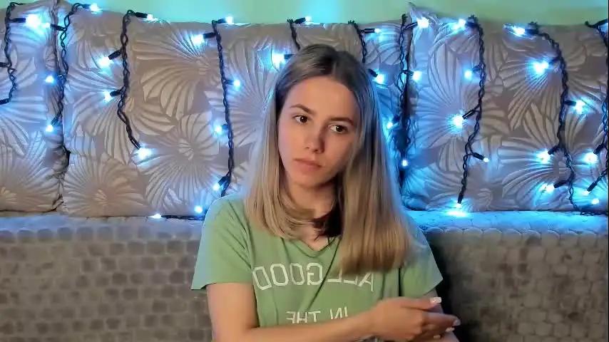 maggiecake Chaturbate