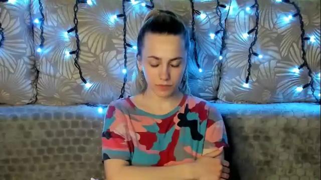 Image 4 of maggiecake Stream on Chaturbate on 26 days ago
