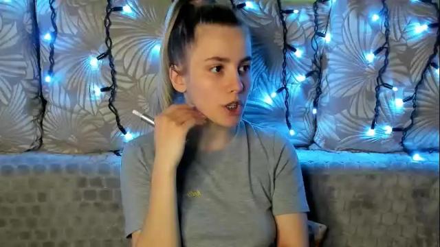 Image 11 of maggiecake Stream on Chaturbate on 23 days ago