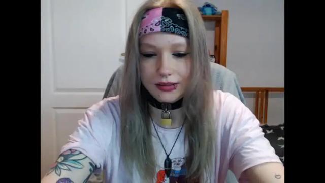 Image 2 of maggieswaggy Stream on Chaturbate on 16 months ago