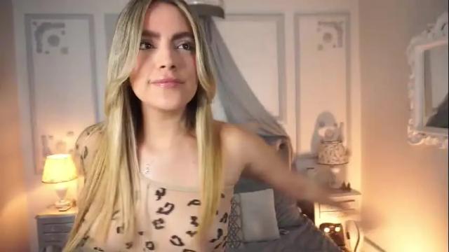 Image 3 of maggietime Stream on Chaturbate on 1 month ago