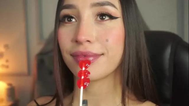 Image 2 of maggietime Stream on Chaturbate on 25 days ago