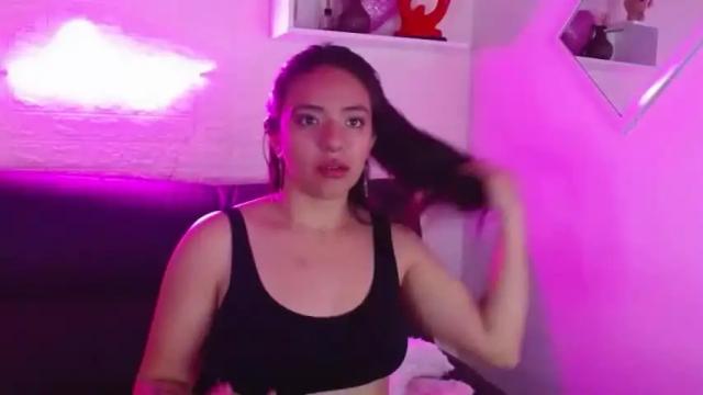 Image 4 of maggiie__ Stream on Chaturbate on 17 months ago