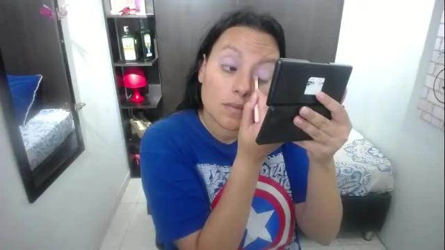 Image 3 of maggy_diamond Stream on Chaturbate on 6 days ago