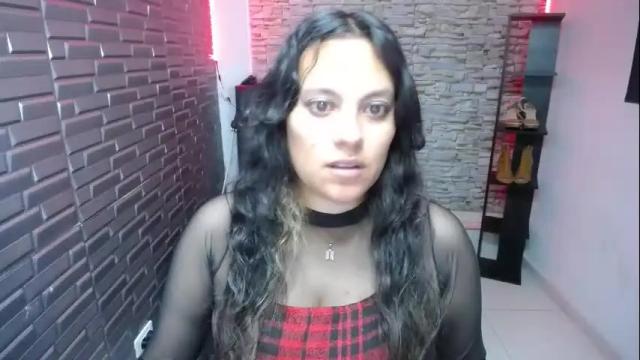 Image 8 of maggy_diamond Stream on Chaturbate on 3 days ago