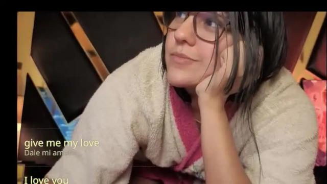 Image 8 of magiarias Stream on Chaturbate on 29 days ago