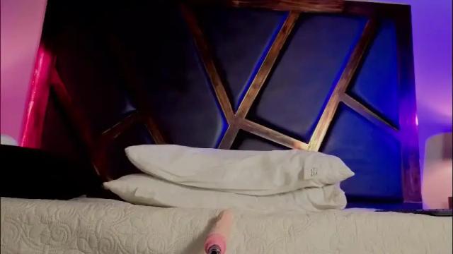 Image 12 of magiarias Stream on Chaturbate on 1 day ago