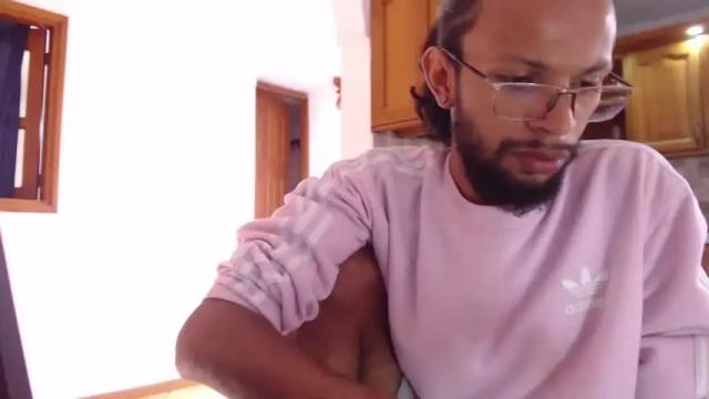 Image 12 of magiber1205 Stream on Chaturbate on 14 months ago