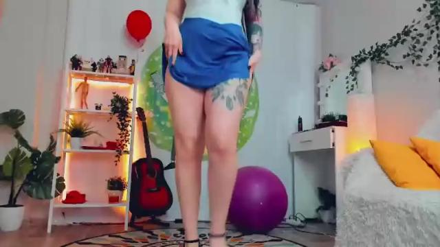 Image 4 of magic_alie Stream on Chaturbate on 12 months ago