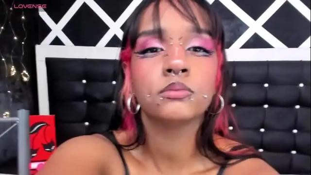 Image 2 of magic_axa_graham Stream on Chaturbate on 21 days ago