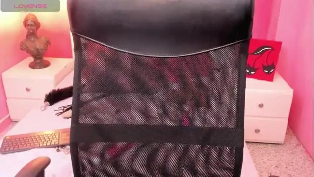 Image 7 of magic_axa_graham Stream on Chaturbate on 19 days ago