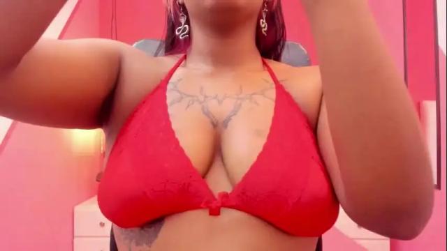 Image 8 of magic_axa_graham Stream on Chaturbate on 8 days ago