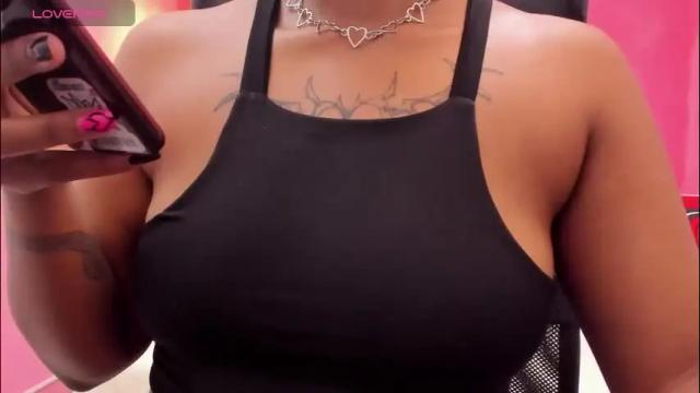 Image 8 of magic_axa_graham Stream on Chaturbate on 4 days ago