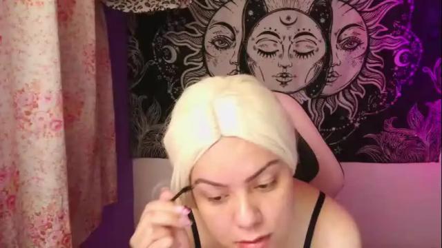 Image 7 of magic_clairewitch Stream on Chaturbate on 2 months ago