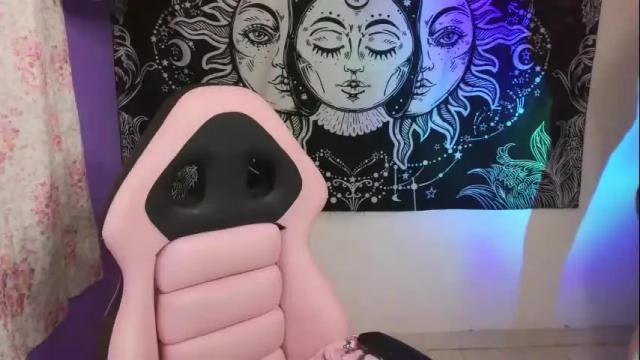Image 2 of magic_clairewitch Stream on Chaturbate on 1 month ago