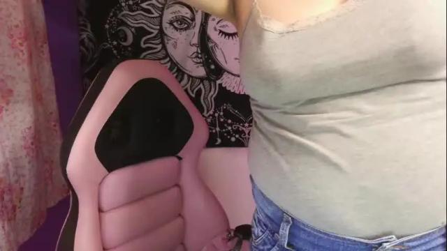 Image 3 of magic_clairewitch Stream on Chaturbate on 1 month ago