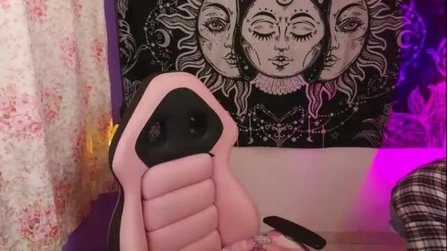 Image 10 of magic_clairewitch Stream on Chaturbate on 1 month ago