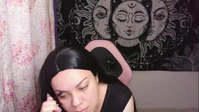 Image 4 of magic_clairewitch Stream on Chaturbate on 1 month ago