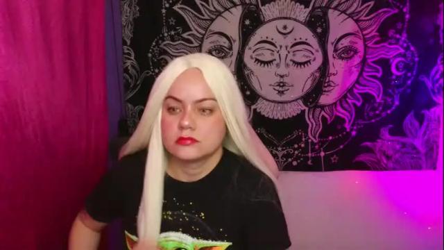 Image 3 of magic_clairewitch Stream on Chaturbate on 1 month ago