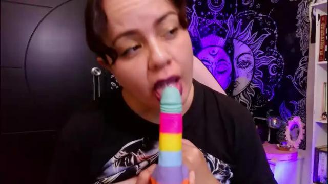 Image 12 of magic_clairewitch Stream on Chaturbate on 2 months ago