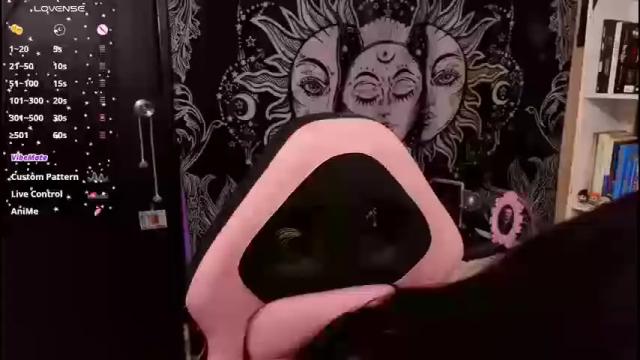 Image 4 of magic_clairewitch Stream on Chaturbate on 1 month ago