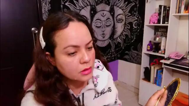 Image 10 of magic_clairewitch Stream on Chaturbate on 1 month ago