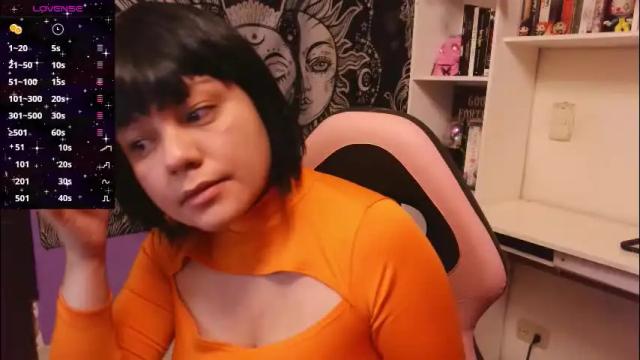 Image 3 of magic_clairewitch Stream on Chaturbate on 1 month ago