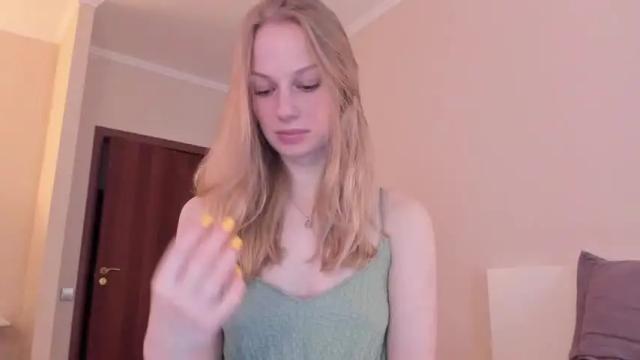 Image 4 of magic_couple13 Stream on Chaturbate on 13 months ago