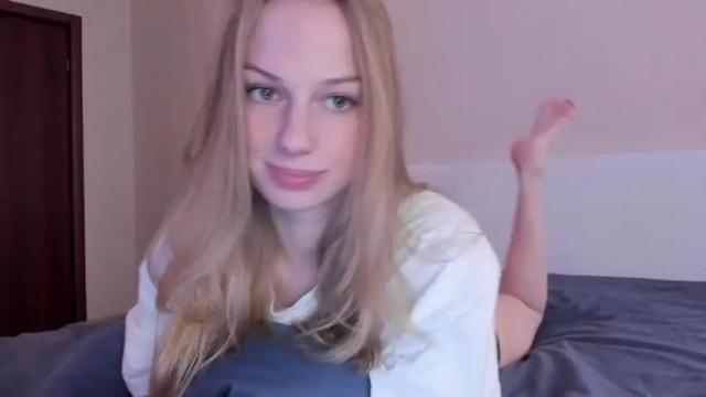 Image 10 of magic_couple13 Stream on Chaturbate on 13 months ago