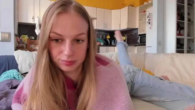 Image 4 of magic_couple13 Stream on Chaturbate on 13 months ago