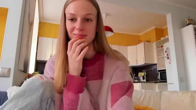 Image 8 of magic_couple13 Stream on Chaturbate on 13 months ago