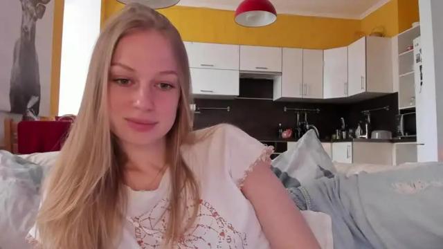Image 2 of magic_couple13 Stream on Chaturbate on 12 months ago