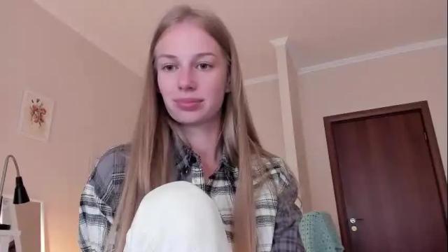 Image 2 of magic_couple13 Stream on Chaturbate on 24 days ago