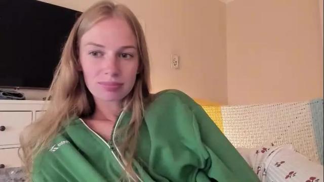 Image 12 of magic_couple13 Stream on Chaturbate on 22 days ago