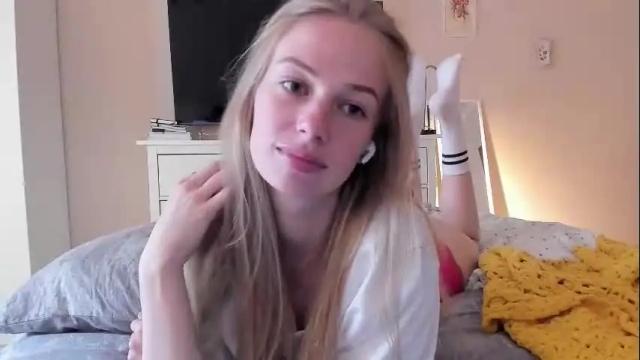 Image 11 of magic_couple13 Stream on Chaturbate on 21 days ago