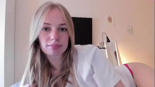Image 2 of magic_couple13 Stream on Chaturbate on 21 days ago