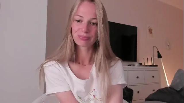 Image 7 of magic_couple13 Stream on Chaturbate on 16 days ago