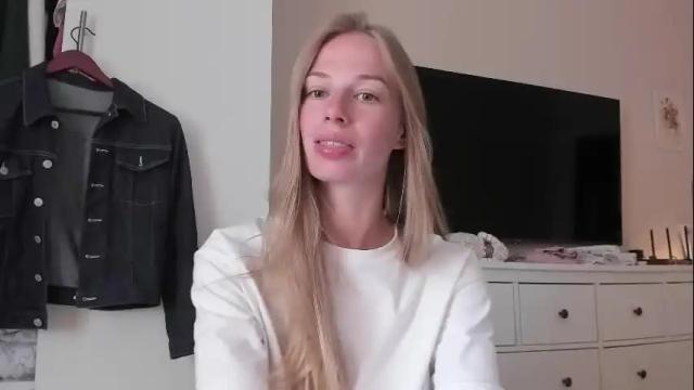 Image 8 of magic_couple13 Stream on Chaturbate on 13 days ago