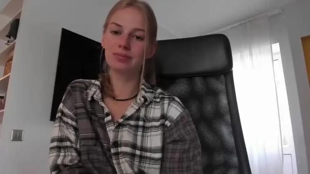 Thumbnail 2, magic_couple13's Stream at Chaturbate, 23 days ago
