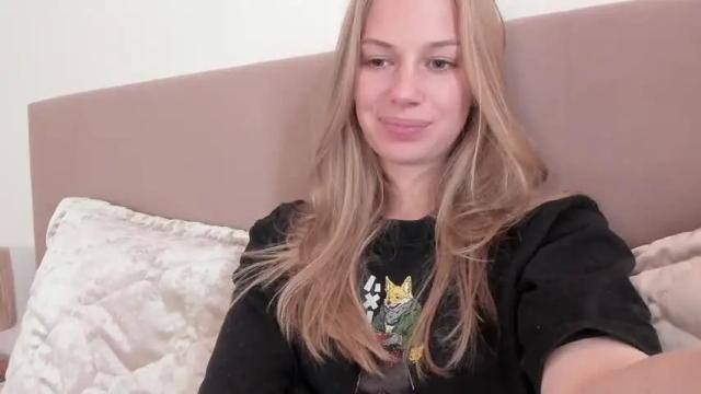 Image 8 of magic_couple13 Stream on Chaturbate on 2 months ago