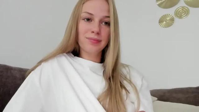 Image 2 of magic_couple13 Stream on Chaturbate on 2 months ago