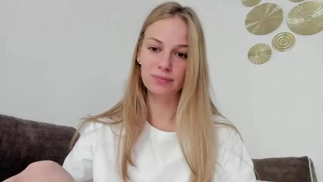 Image 3 of magic_couple13 Stream on Chaturbate on 2 months ago