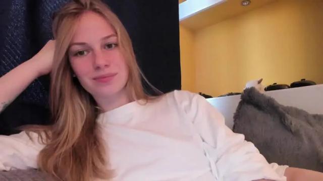 Image 4 of magic_couple13 Stream on Chaturbate on 1 month ago